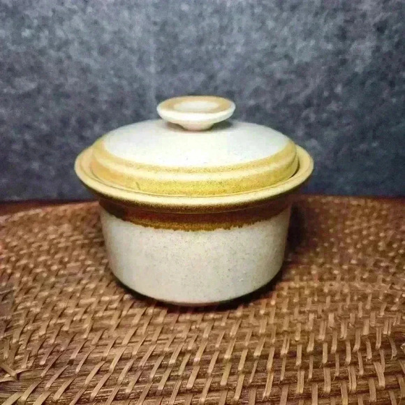 VTG YAMAKA, MIKASA, STONECREEK STONEWARE JAPAN SUGAR BOWL & CREAMER SET OF 3 - Picture 4 of 8